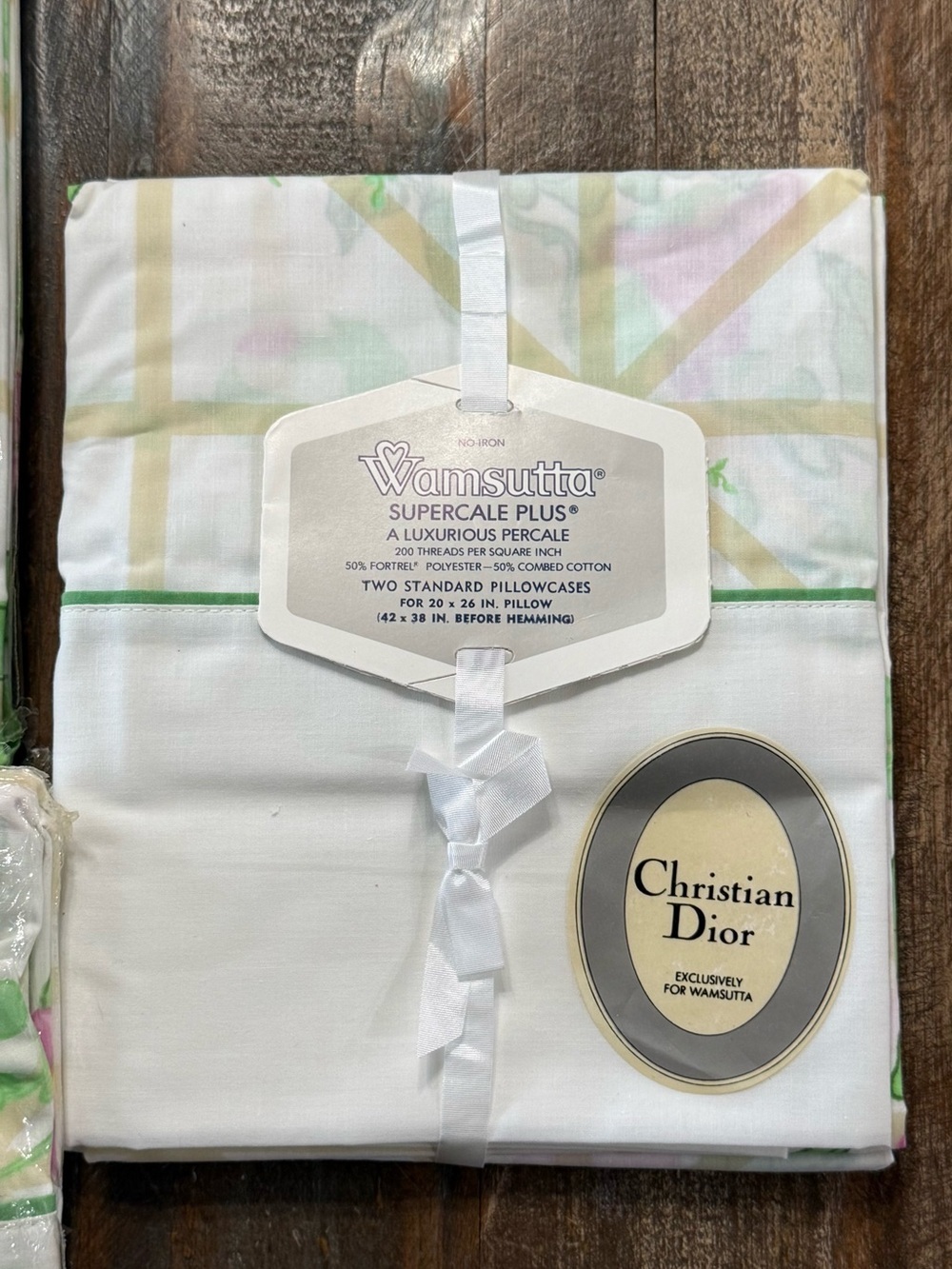 Christian Dior Wamsutta VTG Floral 200 Thread Count Percale Queen Sheet Set  NOS - Picture 2 of 7